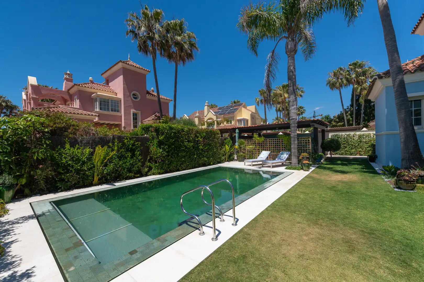 Jardín de Casa o chalet en venta en Marbella con Aire acondicionado, Calefacción y Jardín privado