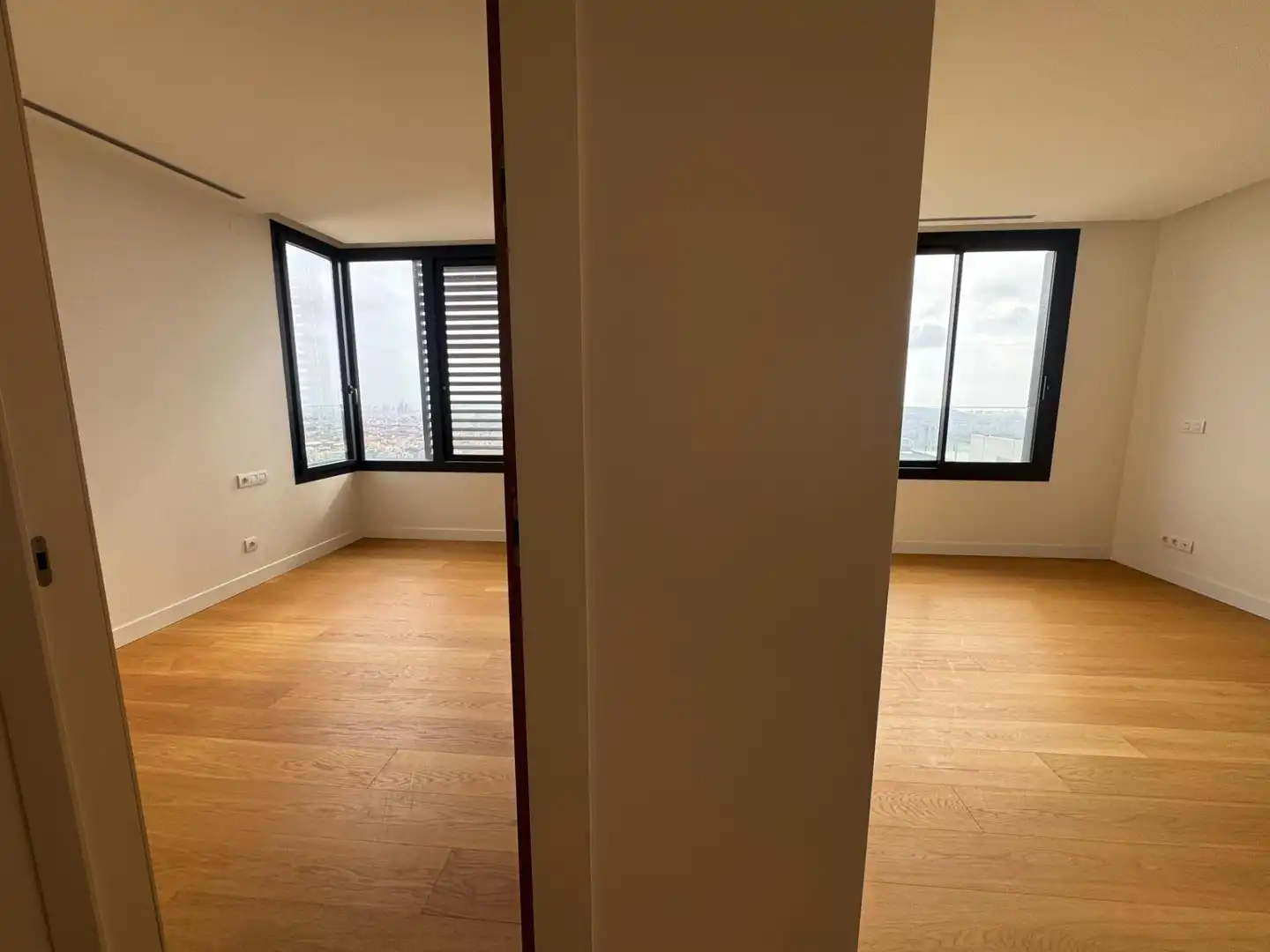 Habitación de Casa o chalet en venta en Barcelona con Aire acondicionado, Calefacción y Jardín privado