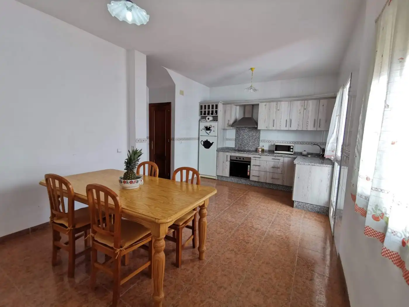 Casa adosada en venta en Benamejí