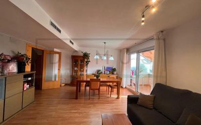 Dining room of Flat for sale in Terrassa  with Air Conditioner and Terrace