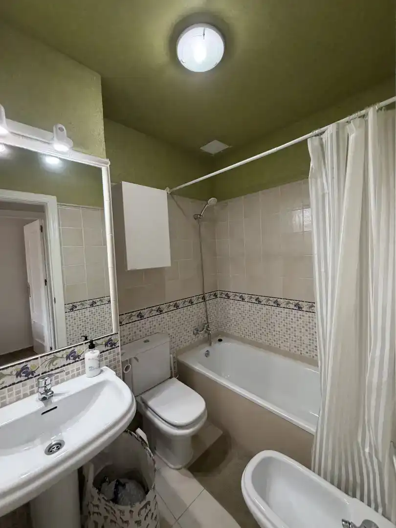 Badezimmer von Einfamilien-Reihenhaus zur Miete in Islantilla Golf