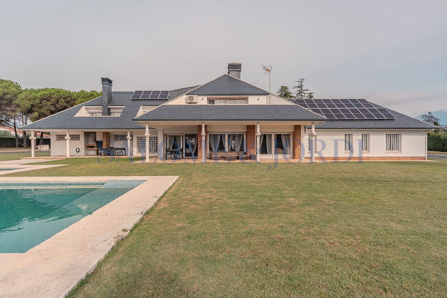 Vista exterior de Casa o xalet en venda en Cardedeu amb Aire condicionat, Calefacció i Jardí privat