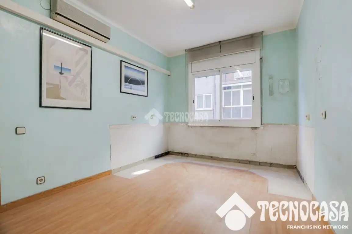 Habitación de Piso en venta en Canovelles con Aire acondicionado y Balcón