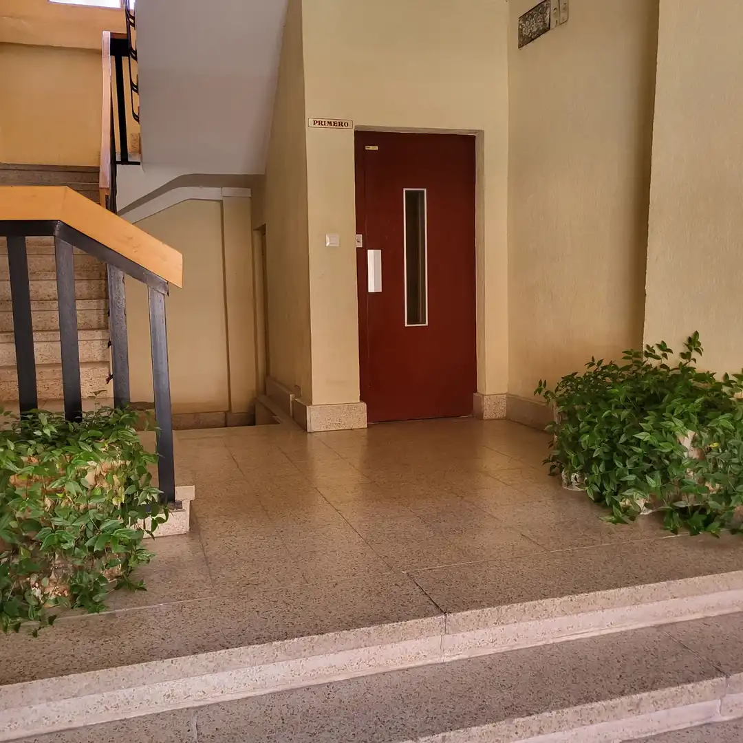 Wohnung zur Miete in Ávila mit Heizung, Terrasse und Möbliert