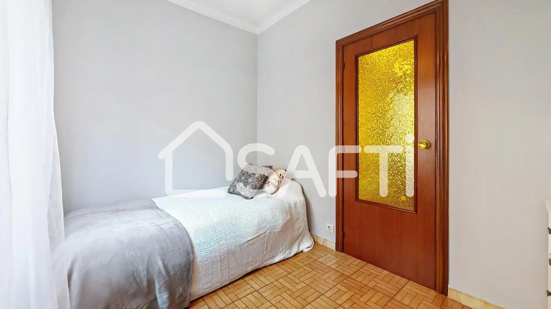 Piso en venta en El Coto