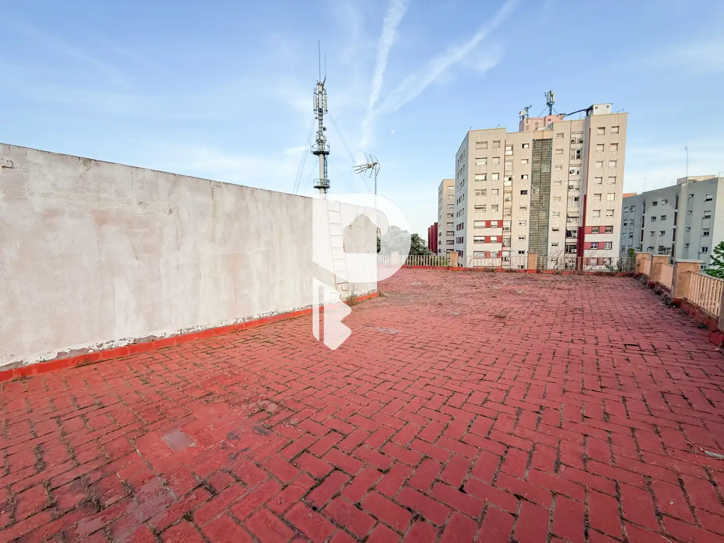 Terrassa de Casa o xalet en venda en Sant Vicenç Dels Horts amb Aire condicionat, Calefacció i Terrassa