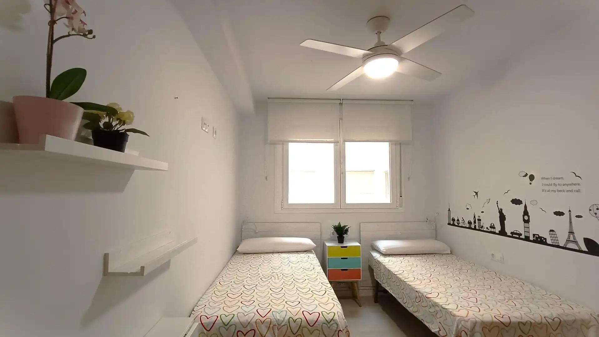 Dormitori de Apartament de lloguer en El Puig de Santa Maria amb Aire condicionat, Calefacció i Jardí privat