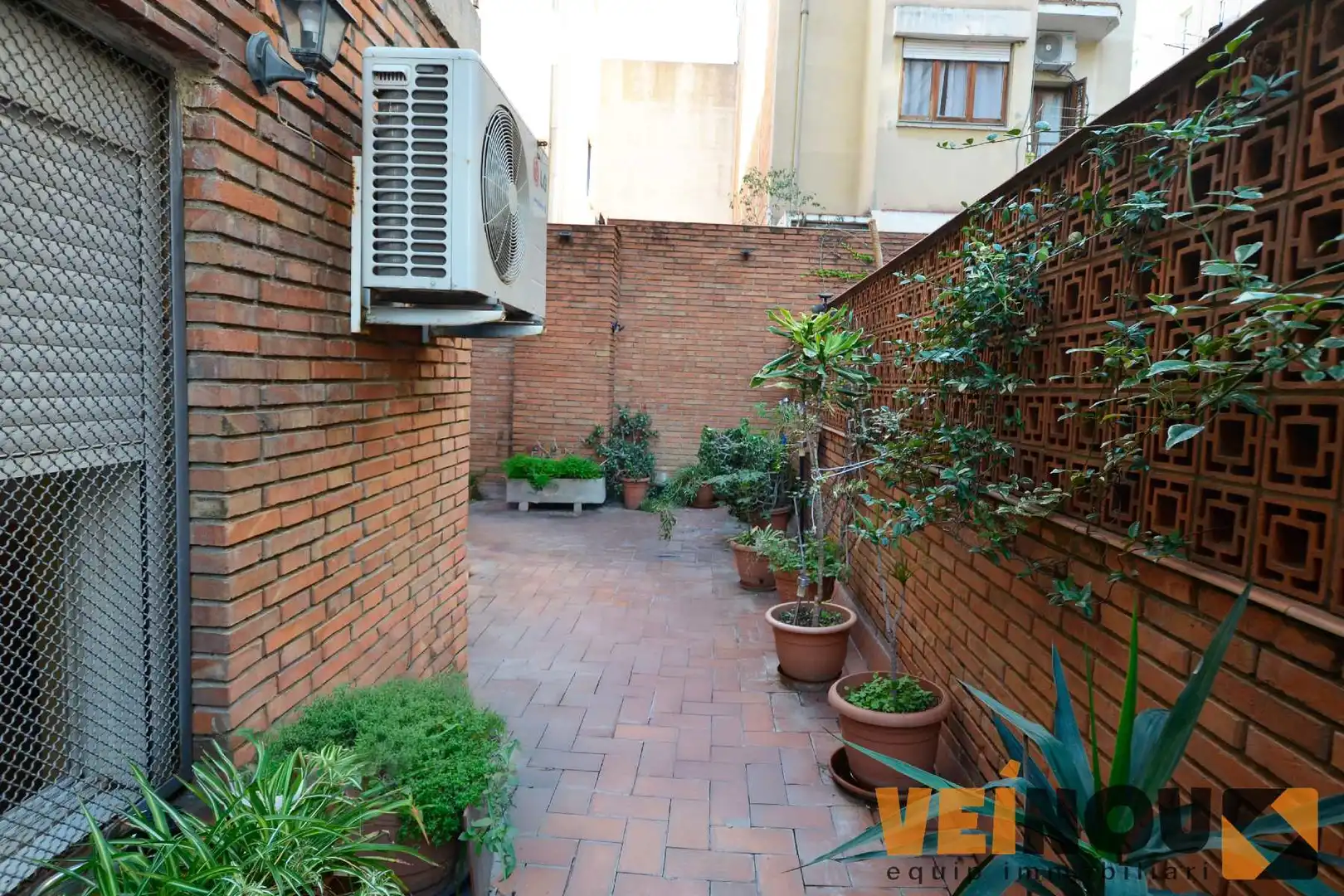 Gewerbefläche zum Verkauf in Carrer Creu Coberta, imagen 14
