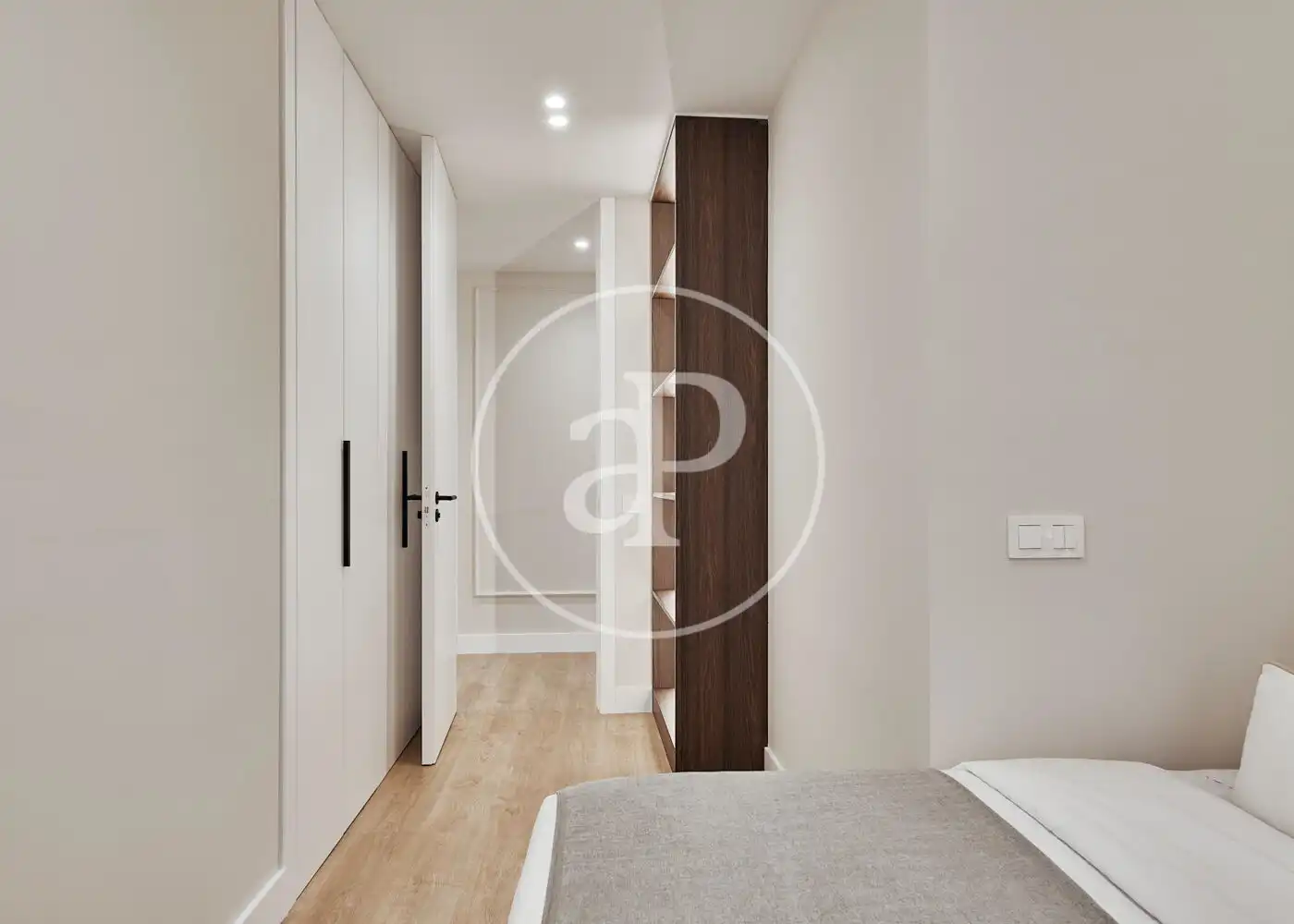 Bedroom of Flat for sale in Madrid  with Air Conditioner, Heating and Terrace