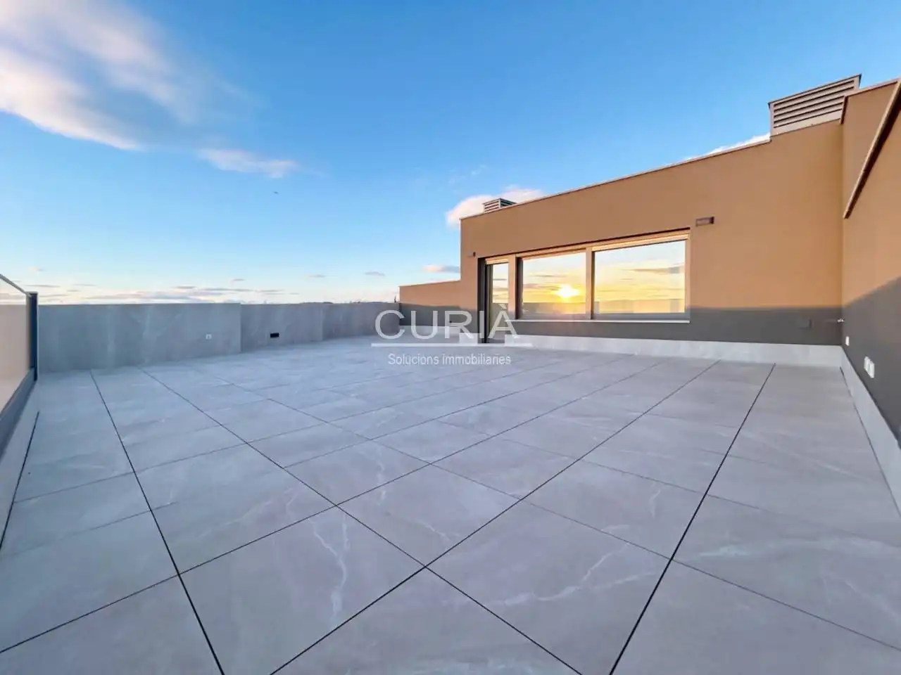 Attic for sale in Ciutat Jardí