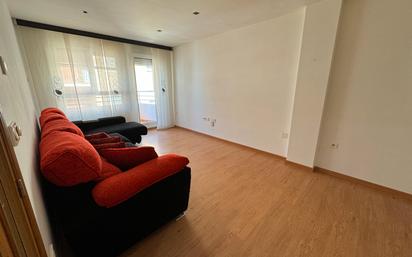 Living room of Flat for sale in Villena  with Air Conditioner and Balcony