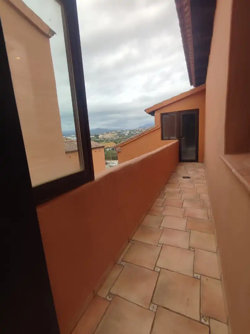 Terrasse von Dachboden zum Verkauf in Estepona mit Terrasse und Schwimmbad