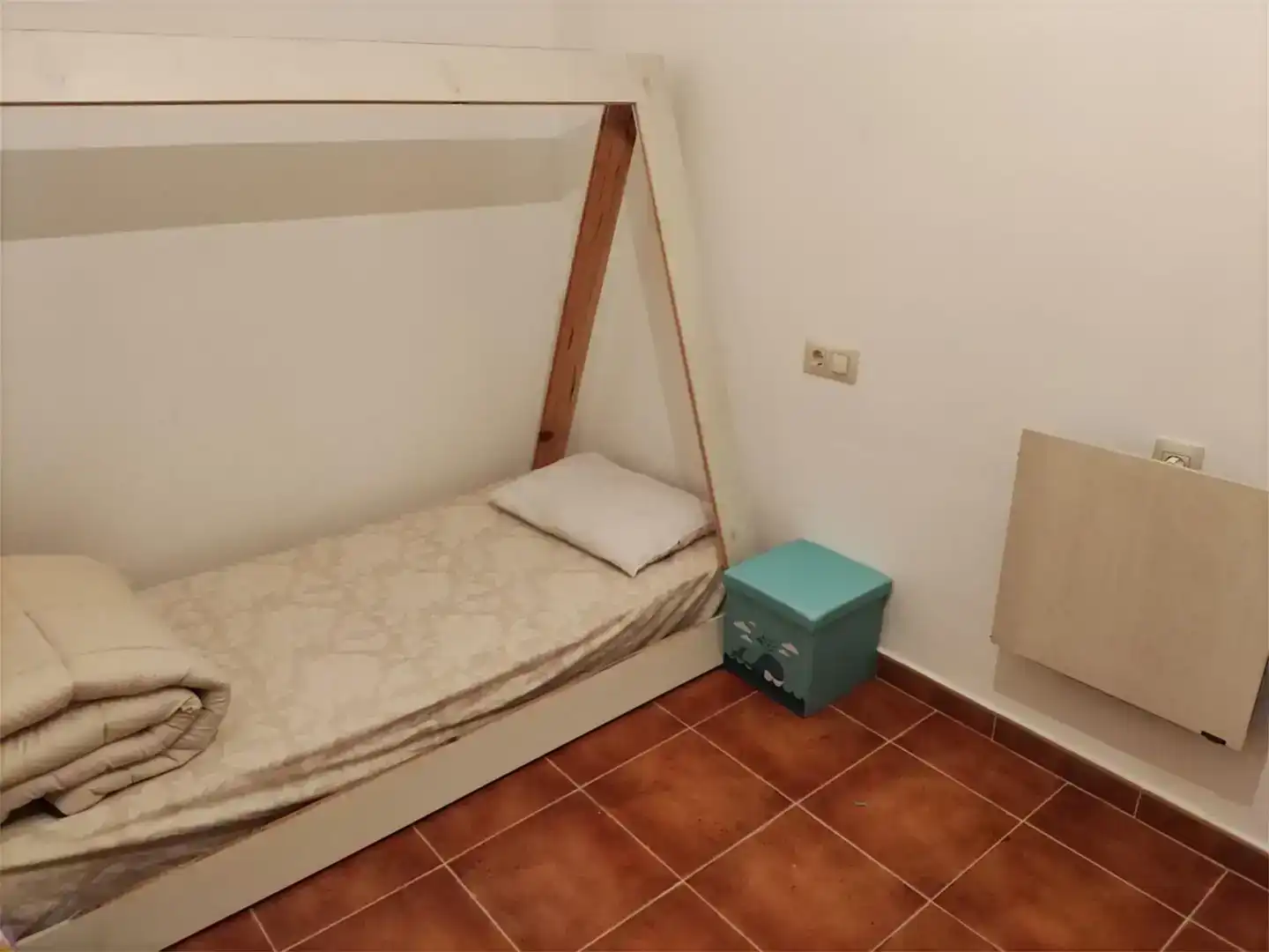 Dormitori de Casa o xalet en venda en Alcalá de la Selva amb Traster, Moblat i Forn