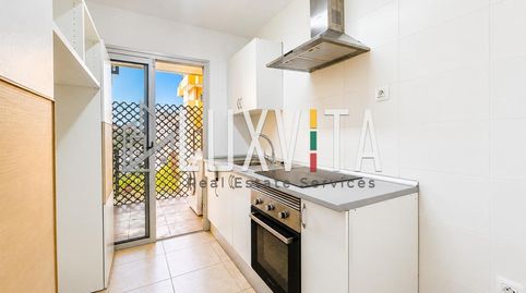 Foto 3 de Apartamento en venta en Avenida Juan Carlos I, Los Cristianos, Arona