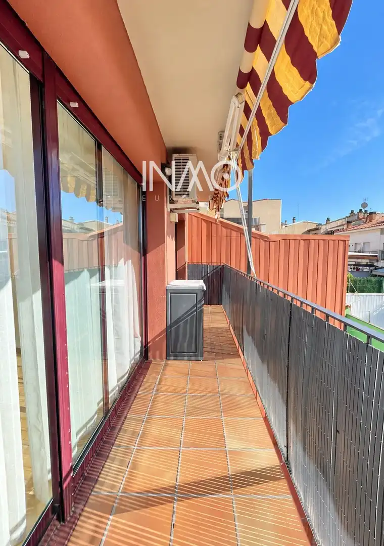 Balcony of Flat for sale in Centre