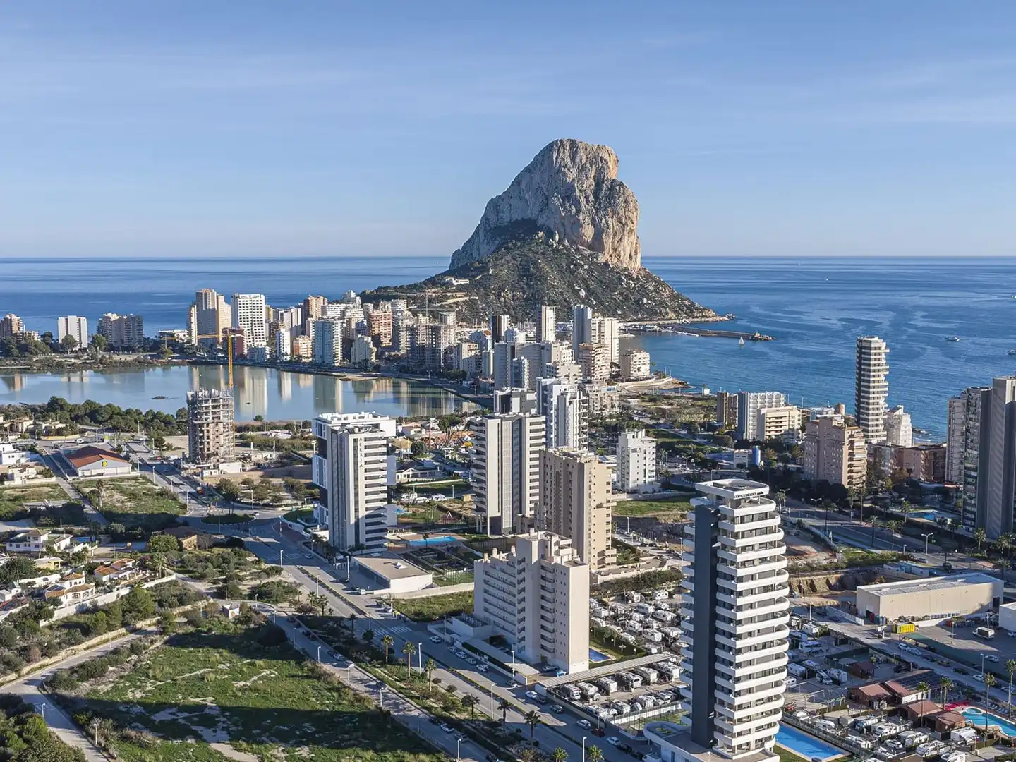 Apartamento con piscina en venta en Marisol Park - Ortembach - Los Almendros, imagen 43