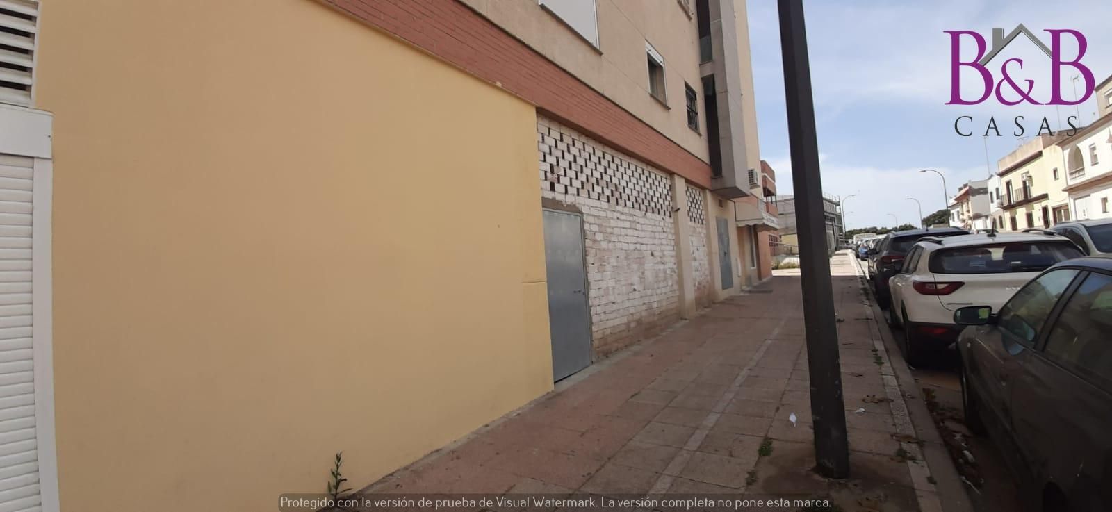 Exterior view of Premises for sale in San Fernando