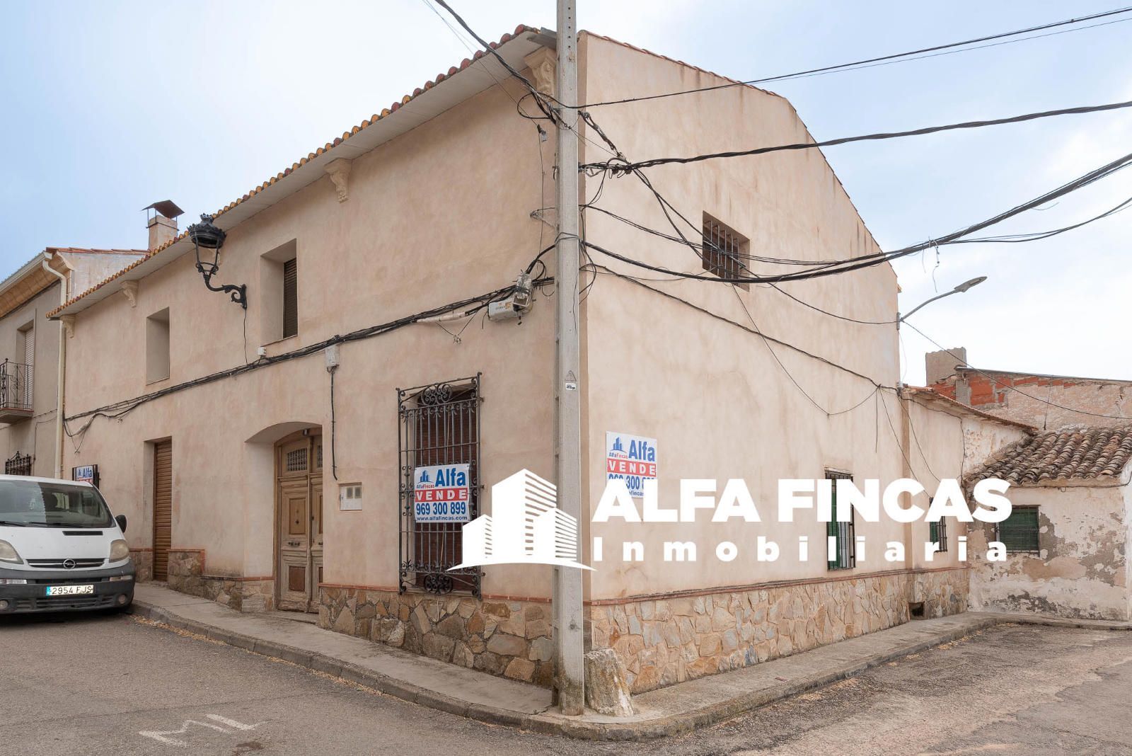 Exterior view of House or chalet for sale in La Alberca de Záncara   with Private garden