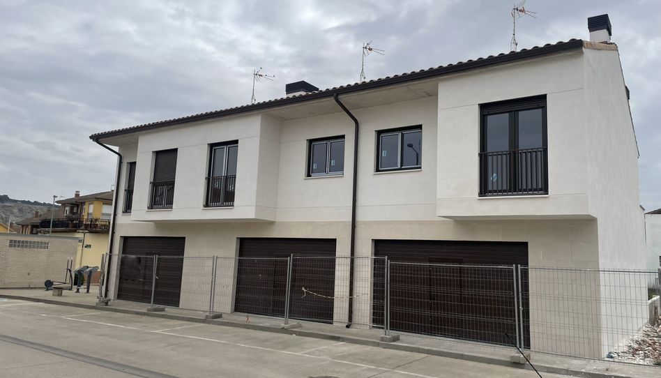Photo 1 of Flat for sale in Calle de Julián Gayarre, 2, Andosilla, Navarra