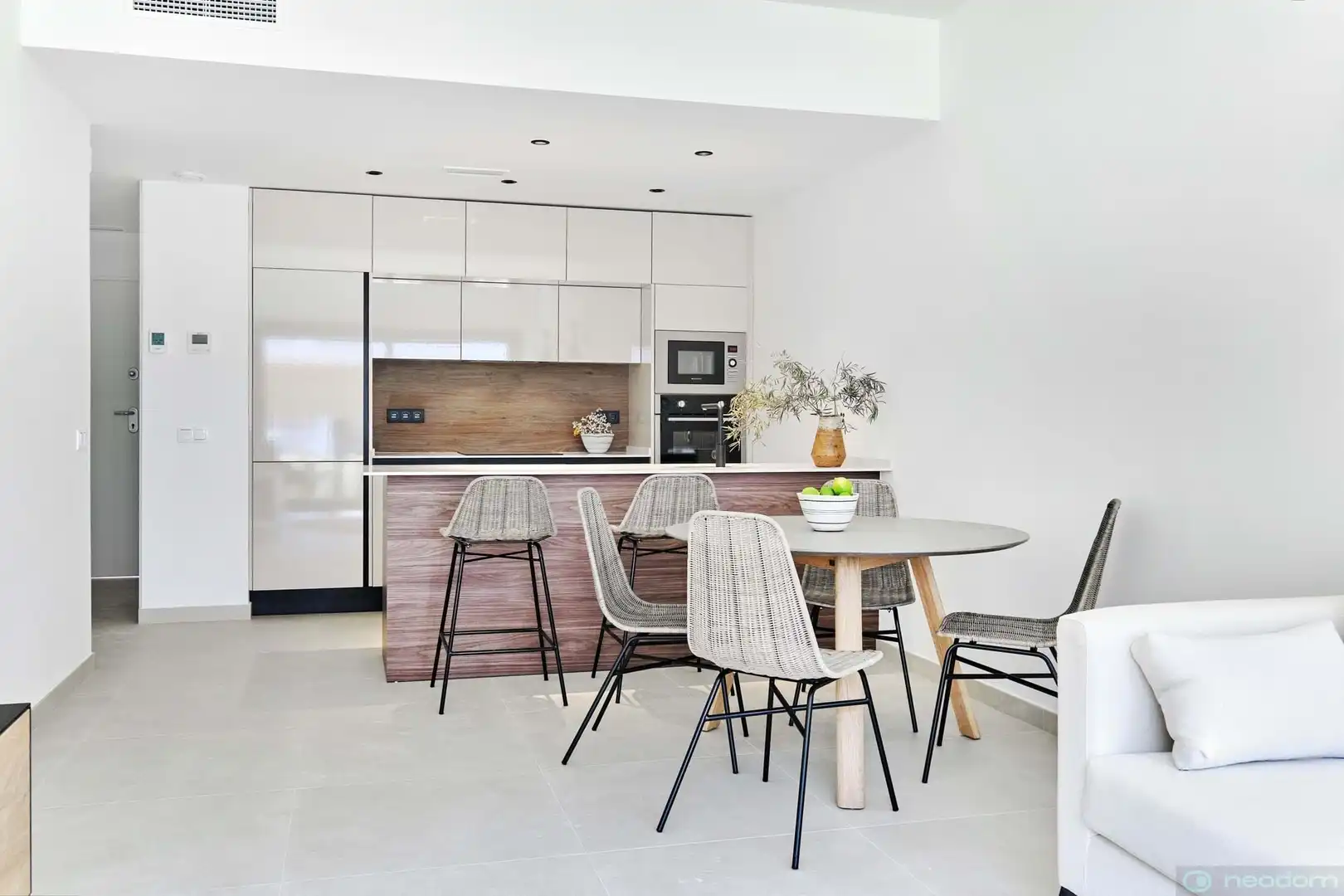 Flat with pool for sale in Torrevieja, imagen 3