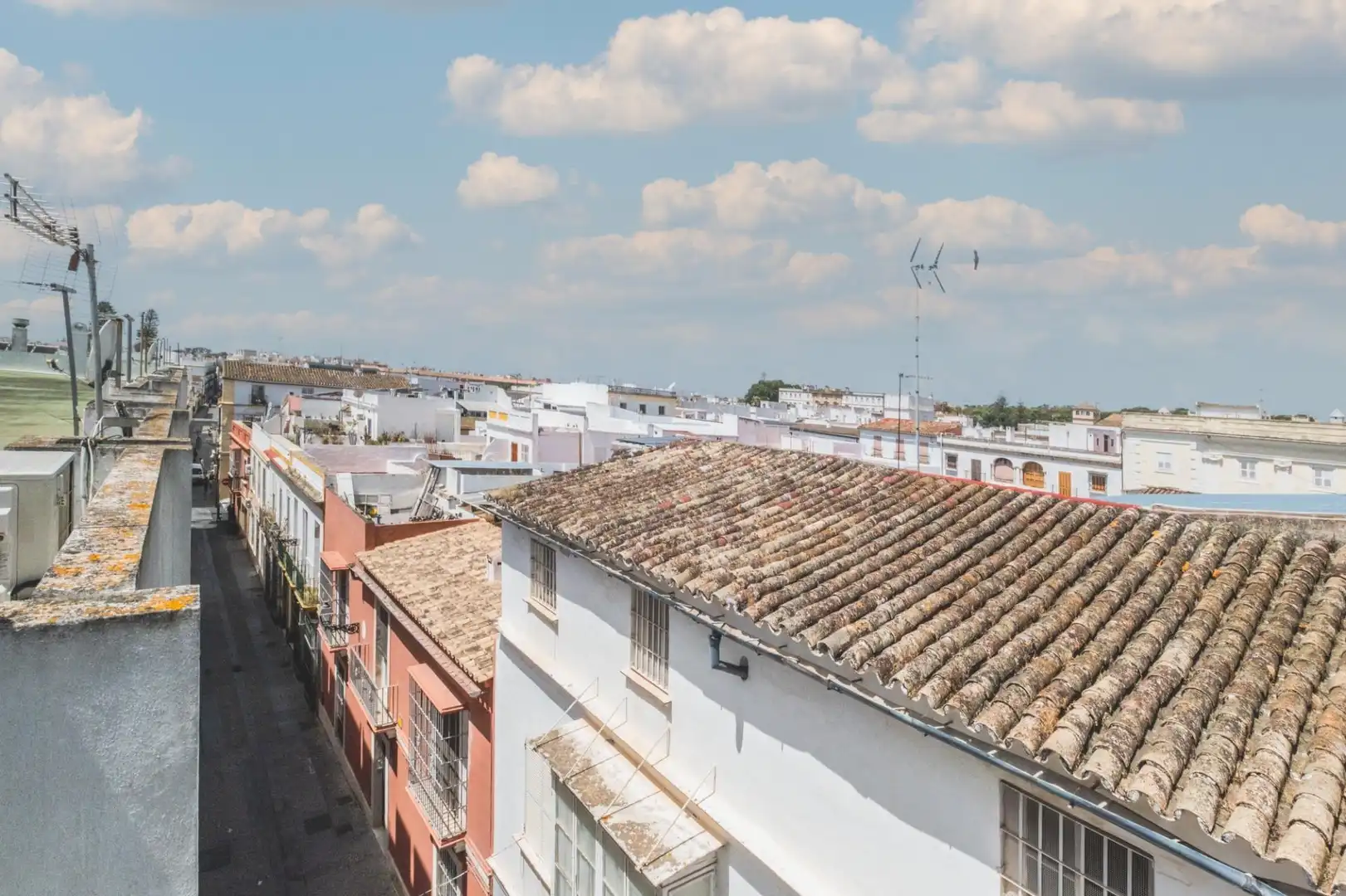 Vista exterior de Pis en venda en El Puerto de Santa María amb Aire condicionat i Terrassa
