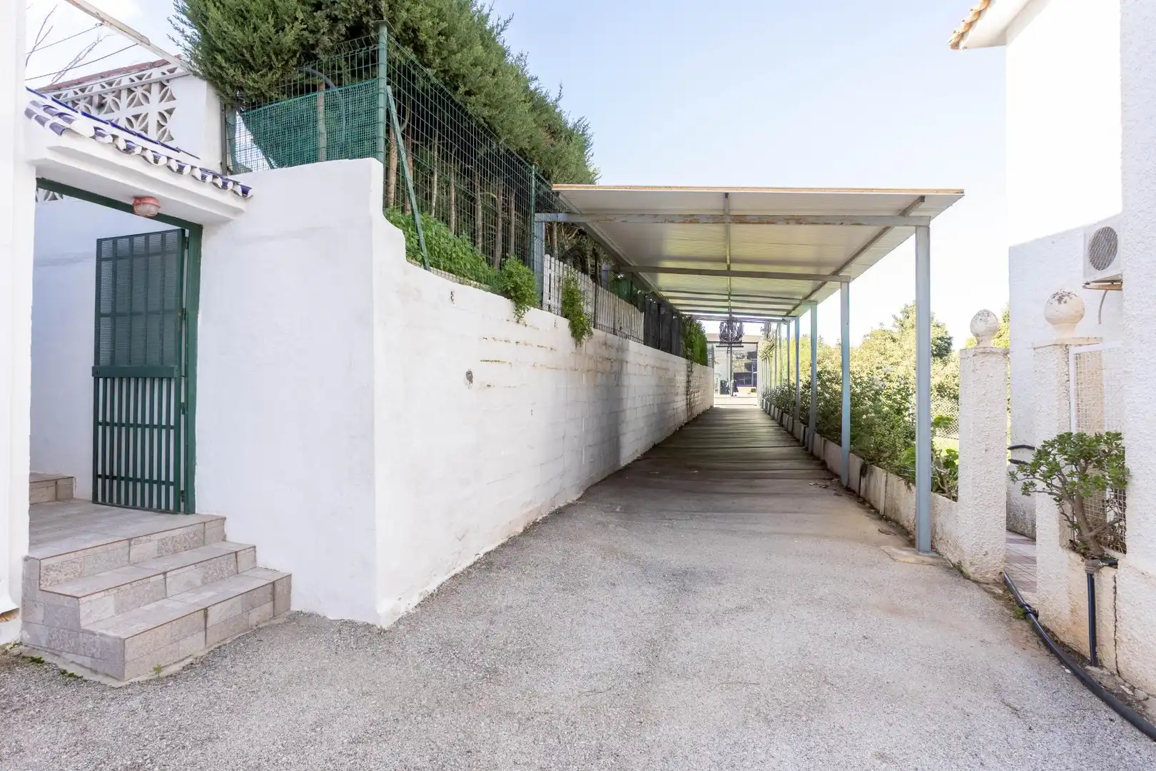 Exterior view of Houses for sale in Málaga