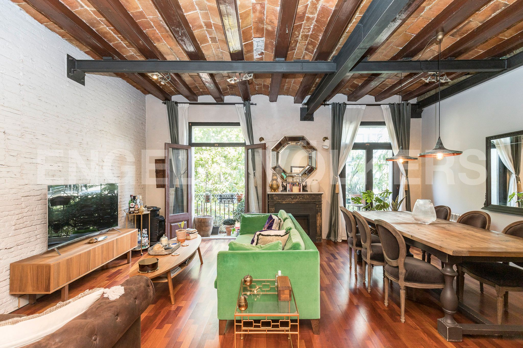 Living room of Apartment for sale in  Barcelona Capital  with Heating and Balcony