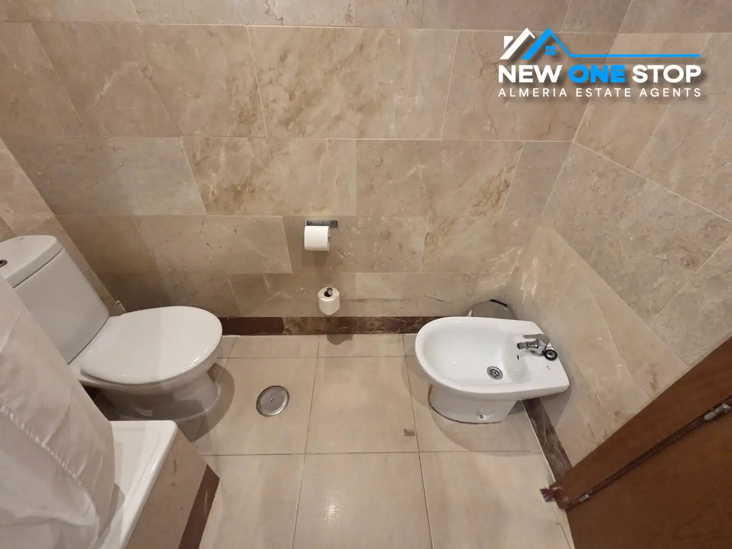 Bany de Apartament en venda en Vera amb Aire condicionat, Calefacció i Terrassa