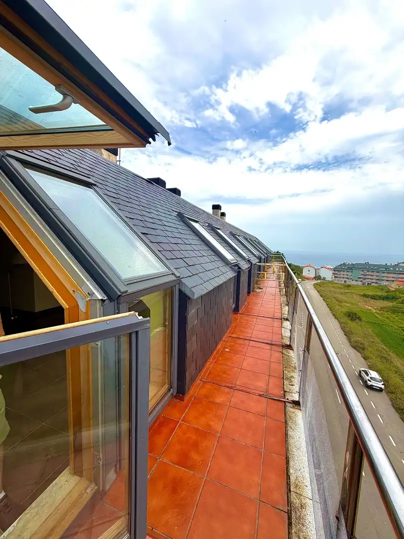 Außenansicht von Dachboden zum Verkauf in Malpica de Bergantiños mit Heizung und Terrasse