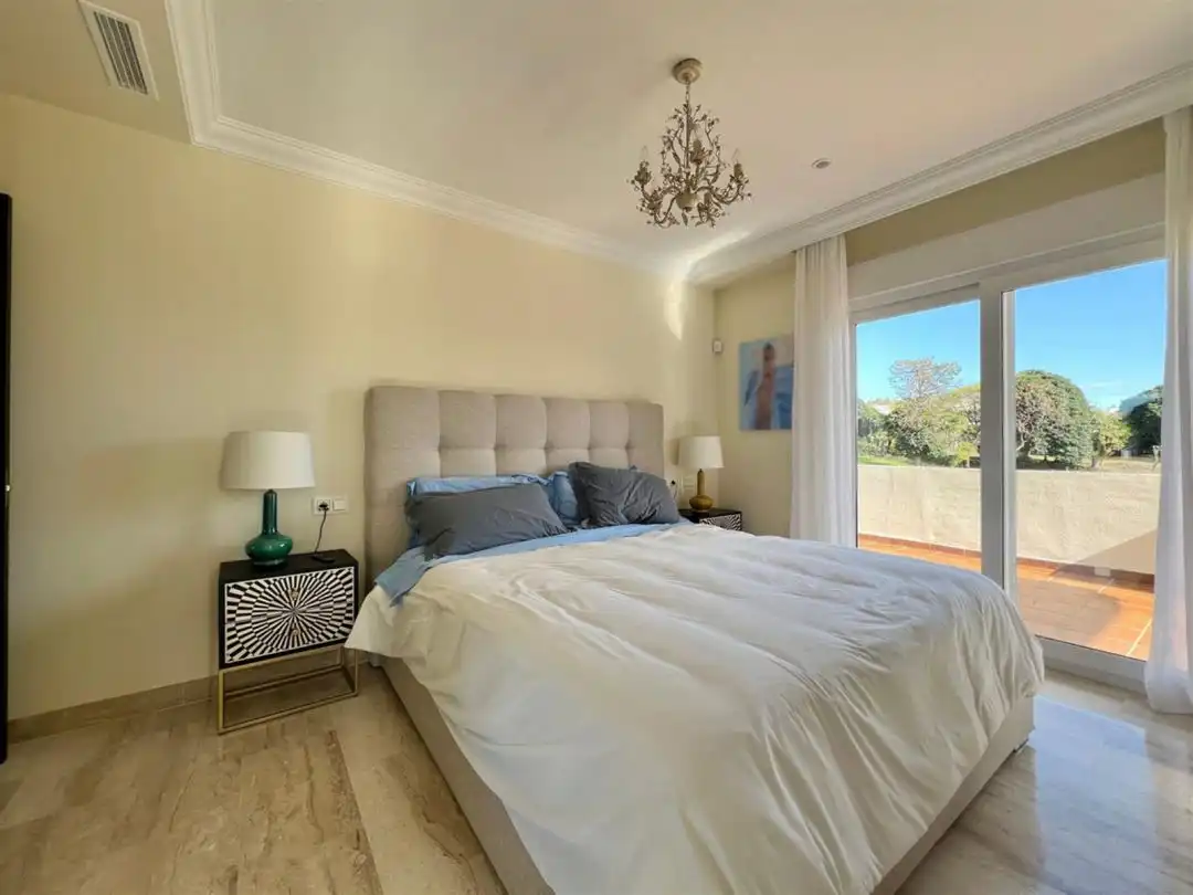 Habitación de Casa o chalet en venta en Marbella con Jardín privado, Terraza y Trastero