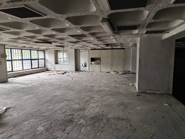 Nave industrial en Venta en Calle Vía de los Poblados, 17 en Valdebebas - Valdefuentes