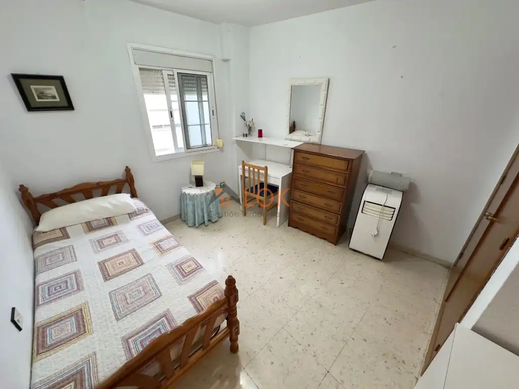 Dormitori de Pis en venda en Málaga amb Aire condicionat i Terrassa