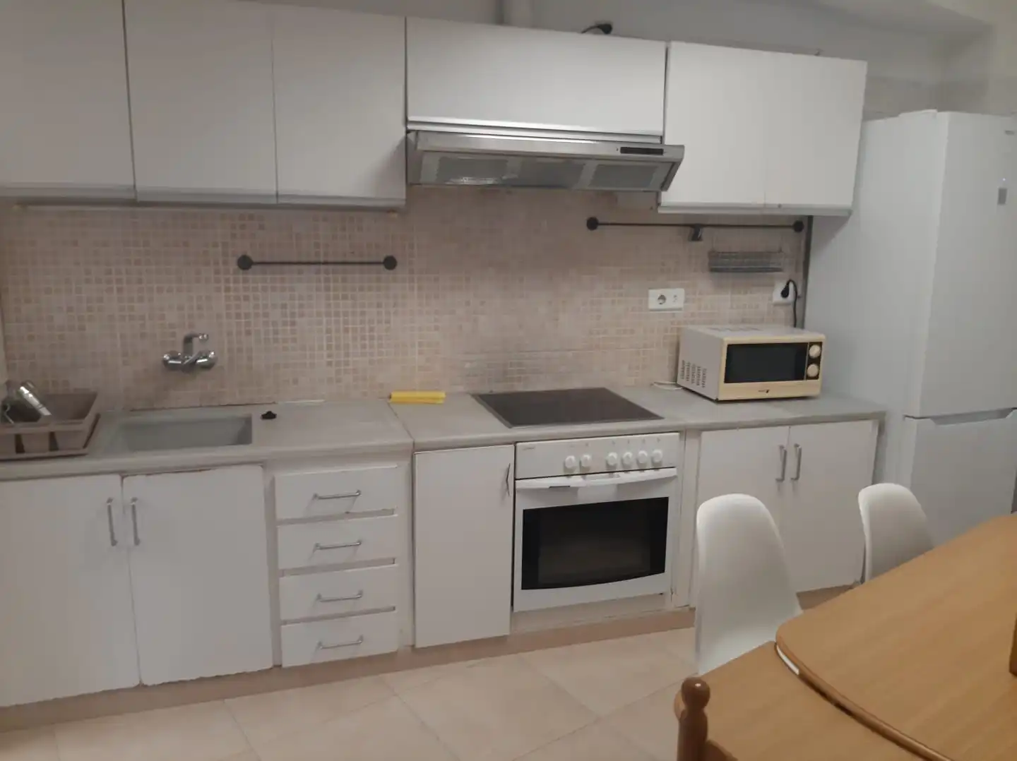 Kitchen of Flat for rent in Narón  with Furnished