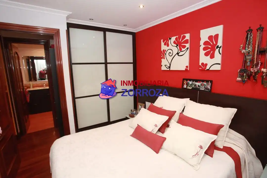 Habitación de Piso en venta en Bilbao  con Calefacción y Amueblado