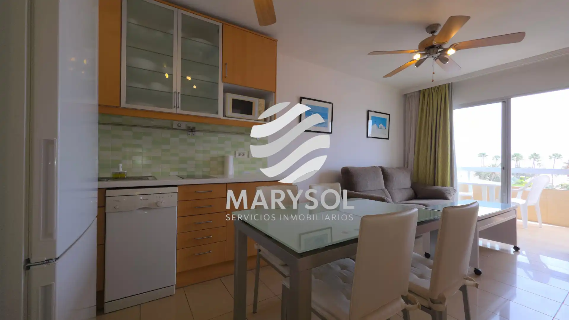 Sala de estar de Apartamento de alquiler en San Bartolomé de Tirajana con Terraza, Amueblado y Horno