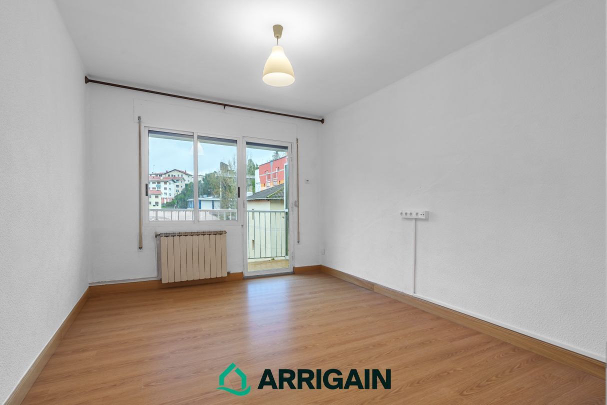 Habitación de Piso en venta en Donostia - San Sebastián  con Calefacción y Terraza