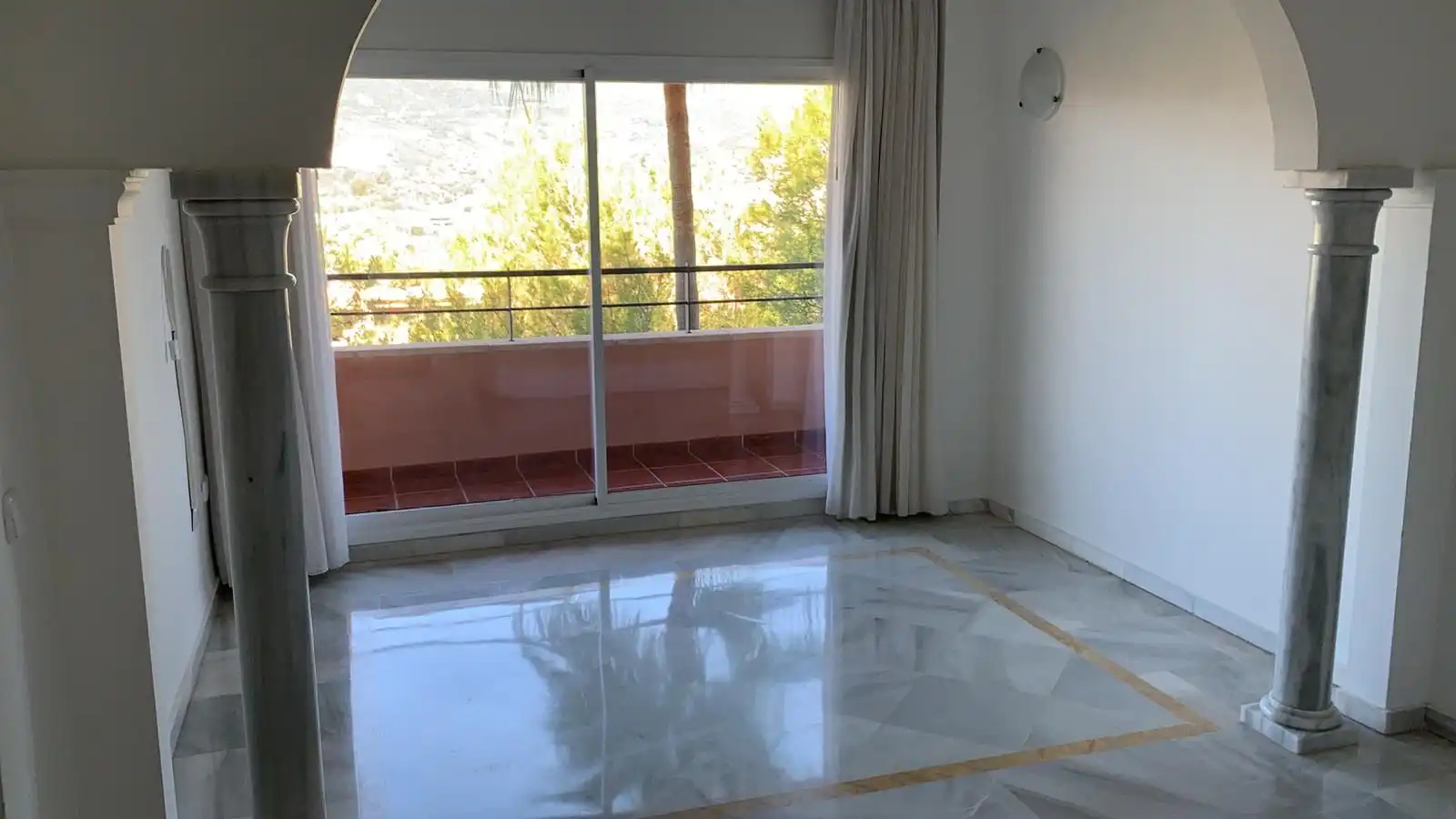 Mini appartamento con terrazza in vendita a Nueva Andalucía, imagen 8