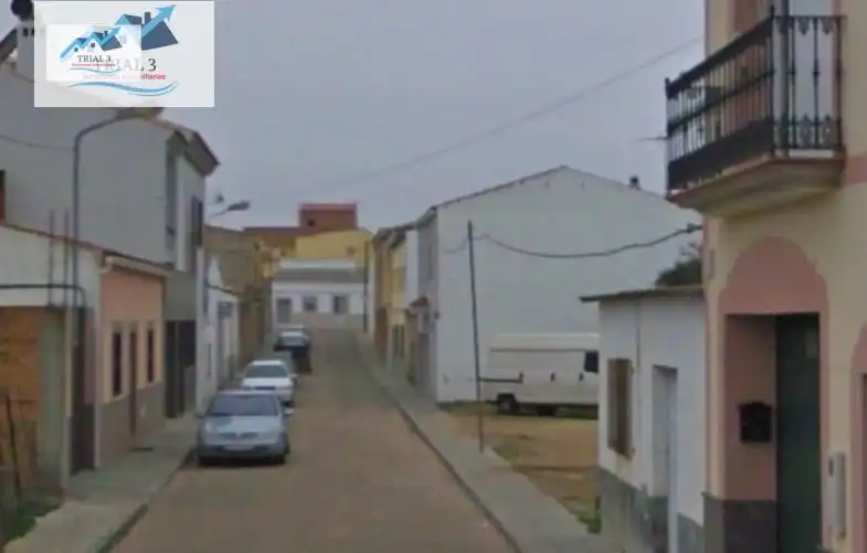 Vista exterior de Casa adosada en venta en Mérida