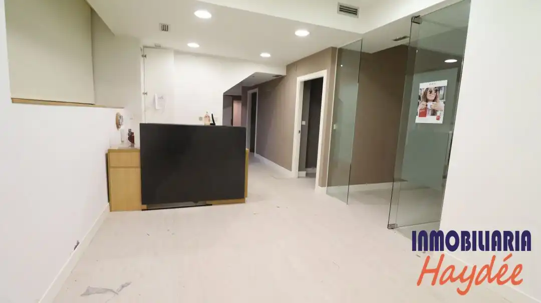Local comercial en venda a Las Arenas, imagen 4