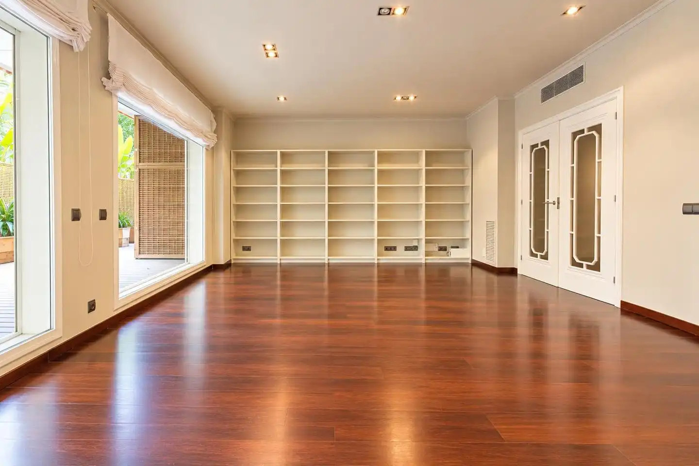 Ground floor for rent in Sarrià - Sant Gervasi