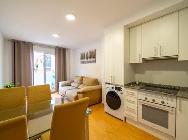 Apartament amb balcó en venda a Calle CARLOTA PASARON