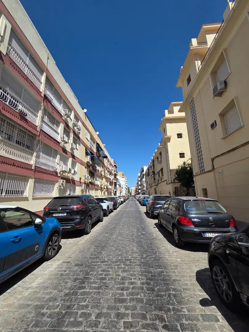 Vista exterior de Piso en venta en Sevilla con Aire acondicionado, Calefacción y Terraza