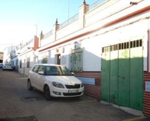 Exterior view of House or chalet for sale in Villanueva del Ariscal