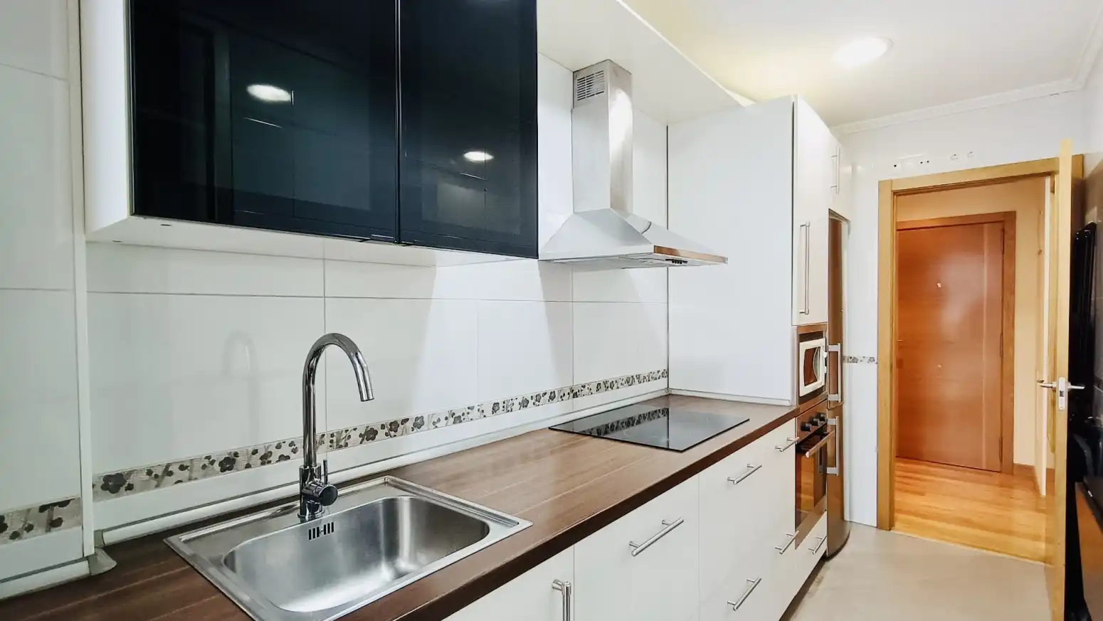 Küche von Wohnung zur Miete in El Astillero   mit Heizung, Parkett und Möbliert