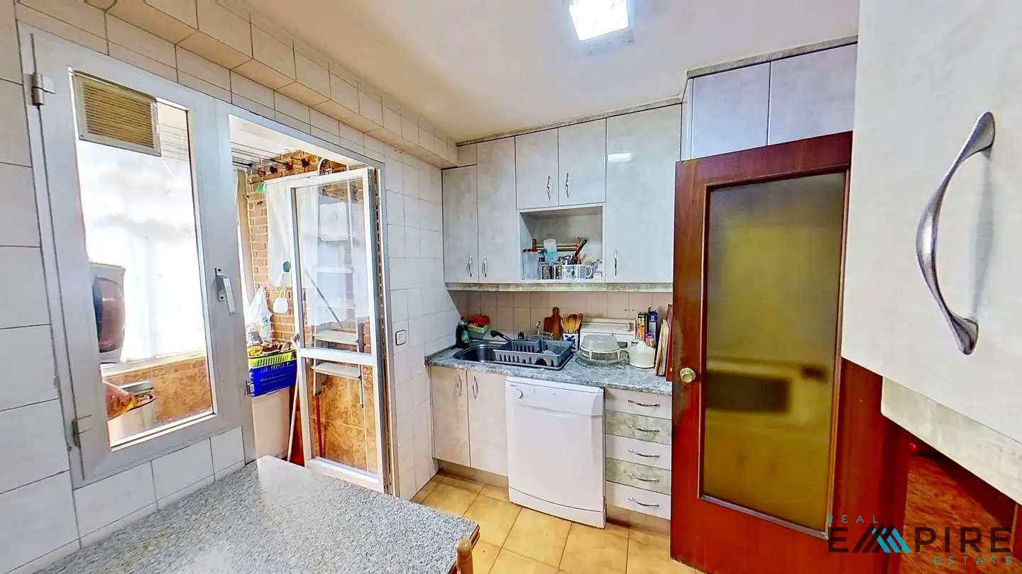 Kitchen of Flat for sale in Móstoles  with Heating, Terrace and Internet
