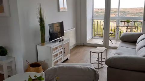 Foto 3 de Apartamento de alquiler en El Carmen, Segovia Capital