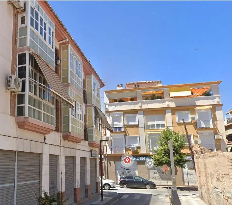 Vista exterior de Piso en venta en Maracena