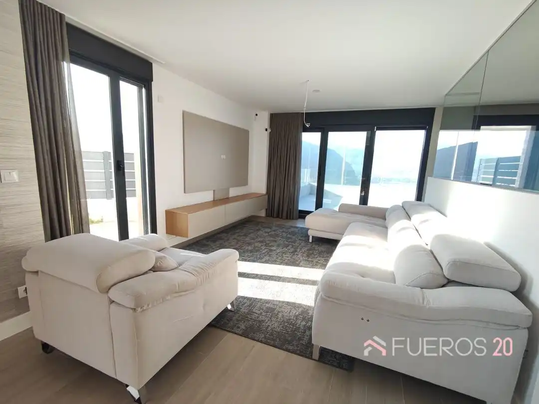 Sala de estar de Casa adosada en venta en Zierbena con Calefacción, Jardín privado y Terraza