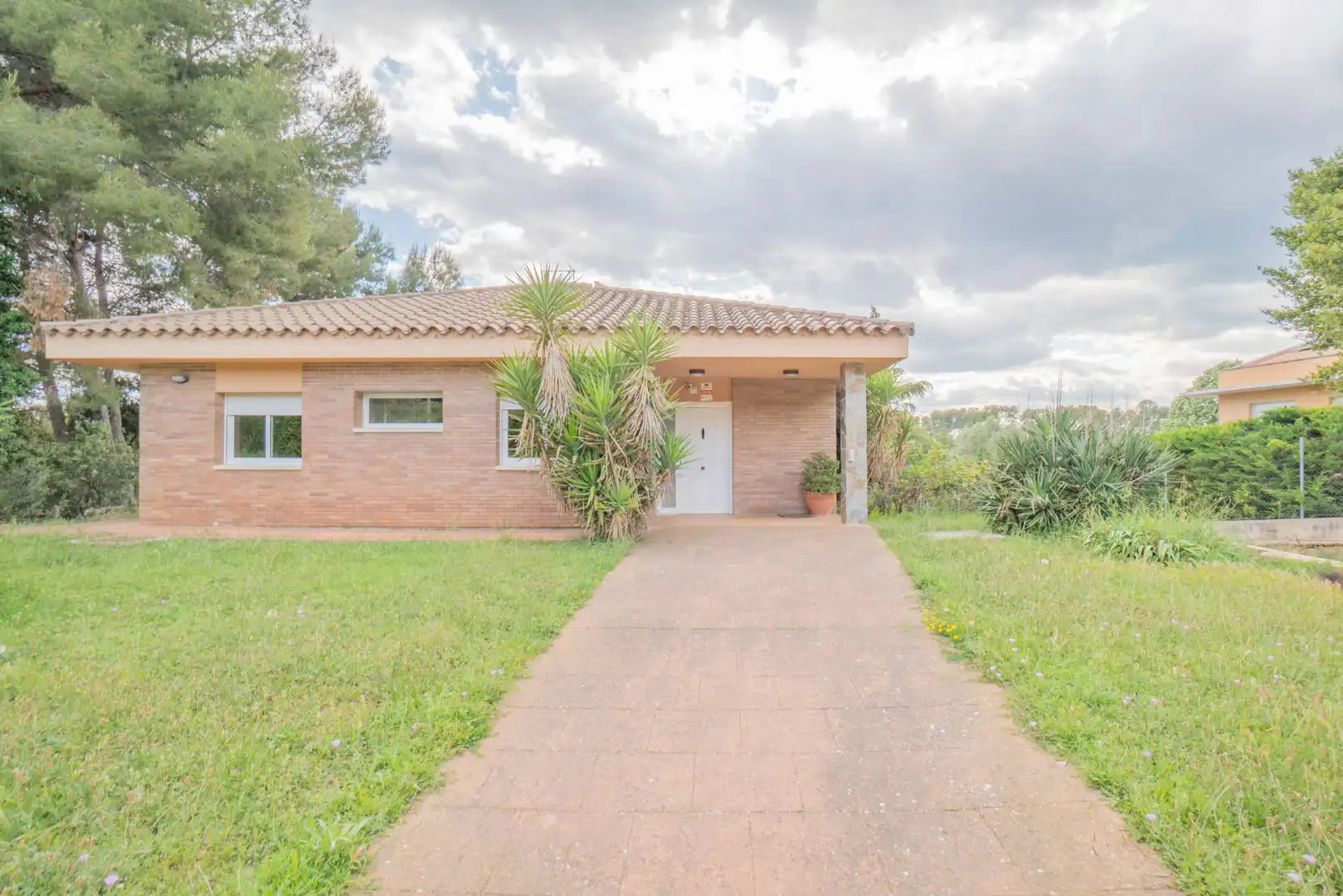Exterior view of Houses for sale in Sabadell  with Air Conditioner, Heating and Private garden