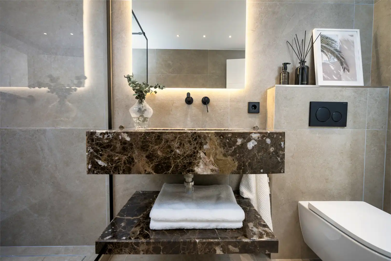 Baño de Casa o chalet en venta en Marbella con Aire acondicionado, Jardín privado y Terraza
